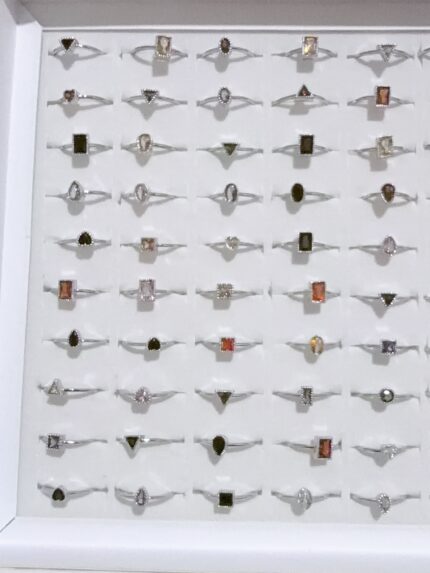 Pack X 1 anillo de forma surtidos chico con color