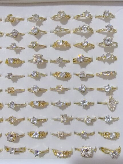 Pack X 1 Anillo de dorado con diamantes forma surtidos